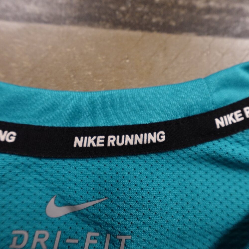 Nike Running Dri-FIT Men’s Size Medium Teal Blue Athletic Short Sleeve Shirt - Picture 2 of 10